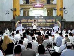 Bupati Lamongan Ajak Takmir Masjid Percepat Sertifikasi Tanah Wakaf Gratis