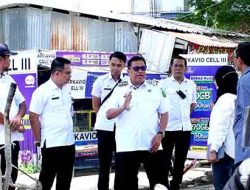 Peduli Keselamatan Masyarakat Takalar, Bupati Takalar Tinjau Perbaikan Jalan Poros Galesong Utara