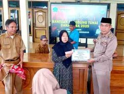 Pemerintah Desa Kebaron Salurkan BLT-DD Tahap I kepada Keluarga Penerima Manfaat