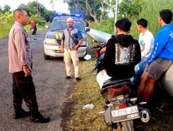 Polsek Babat Melaksanakan Patroli Dialogis Beri Keamanan Warga Saat Ngabuburit