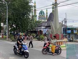 Polsek Laren Aktif Lakukan Pengaturan Lalu Lintas Jelang Buka Puasa