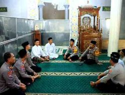 Silaturahmi di Masjid An Noor Beran, Kapolres Ngawi Ajak Toga Jaga Kondusifitas di Bulan Ramadhan