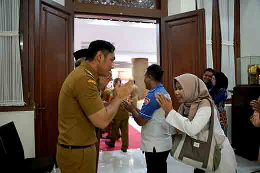 Hari pertama kerja, bupati dan wabup tuban gelar halal bihalal