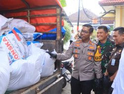 Polres Ngawi Amankan Truk dan Dua Orang Diduga Selundupkan 3 Ton Pupuk Bersubsidi