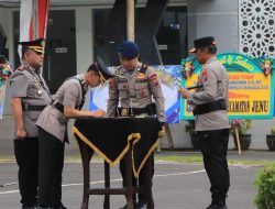 Kunjungan Kerja, Kapolda Jatim Pimpin Upacara Sertijab Kapolres Tuban