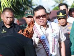 Serahkan Sertifikat Tanah Redistribusi, Bupati Takalar Berharap dapat Memberikan Kesejahteraan Untuk Masyarakat