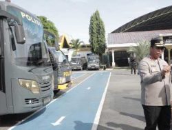 Polres Kediri Cek Kendaraan Dinas dan Peralatan Dalmas untuk Pastikan Kesiapan Pengamanan