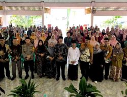 Kebersamaan Lintas Lembaga: Kapolsek Sambeng dan Muspika Ikuti Halal Bihalal Korwil Pendidikan