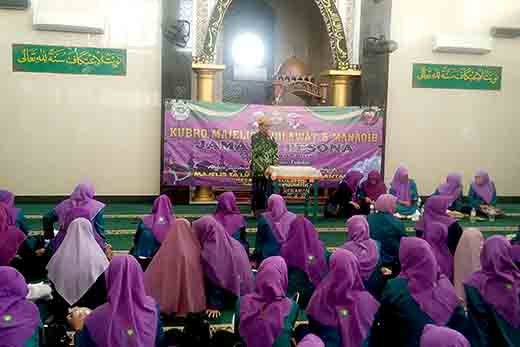 Manaqib kubro di tulangan