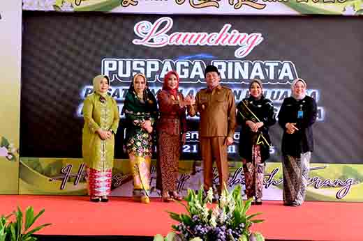 Peringati hari kartini, pemkab sidoarjo