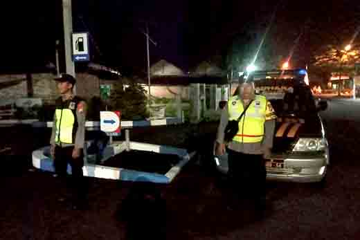 Polres ngawi gelar patroli serentak, polsubsektor gerih intensifkan kryd