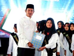 3.591 Hafidz dan Hafidzah Lamongan Resmi Dikukuhkan dalam Wisuda Tahfidz ke-7