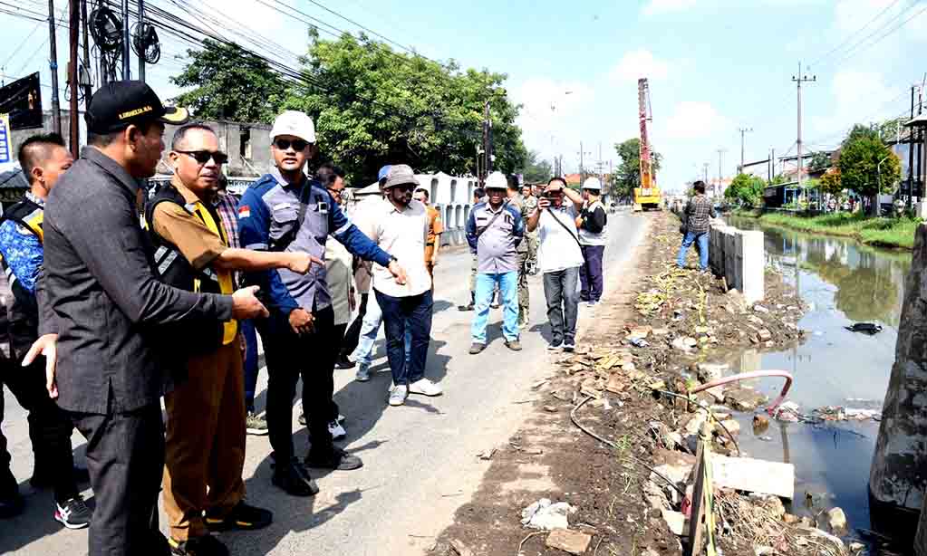Betonisasi dimulai, tahun ini pemkab sidoarjo bangun 11 ruas jalan beton