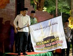 Bupati Sidoarjo Lepas Jamaah Haji Kloter 93, Pelepasan Terakhir dari Pendopo