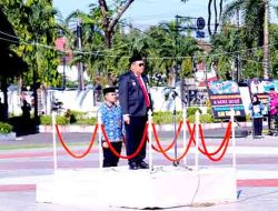 Bupati Takalar Daeng Manye Irup Pada Upacara Peringatan Hari Pendidikan Nasional Tingkat Kab. Takalar