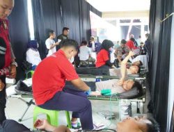 Tak Ada Aksi di Jalan Pekerja bersama Polisi dan Apindo Gelar Donor Darah Peringati May Day di Ponorogo