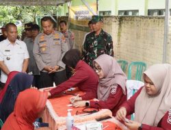 Cangkrukan Bareng Kapolres Kediri Kota Ajak Warga Jaga Kamtibmas, Serta Baksos dan Bakkes Gratis