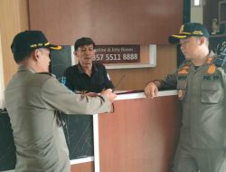 Satpol PP dan Satresnarkoba Ngawi Razia Tiga Rumah Kos, Amankan Lima Pasang Bukan Suami Istri