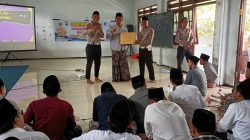 Coaching Clinic di Ponpes, Polres Kediri Kota Edukasi Keselamatan Berlalu Lintas
