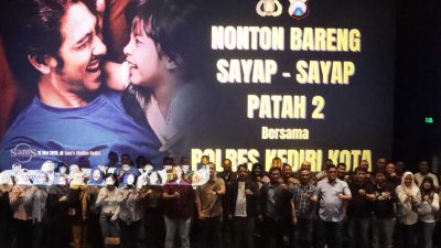 Nobar Film Sayap – Sayap Patah 2, Kapolres Kediri Kota Ingatkan Personel Waspada Dalam Bertugas dan Jaga Keluarga