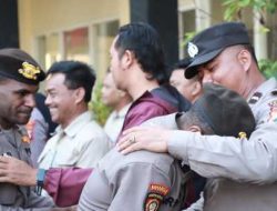 Dilepas dengan Bangga, Lima Bintara Asal Papua Kembali Bertugas di Kampung Halaman