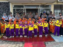 Antusiasme Siswa-Siswi RA Al-Hidayah Belajar Tugas Polisi di Polsek Papar