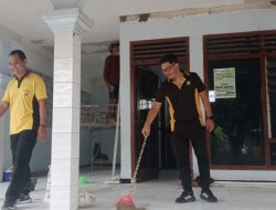 Polres Kediri Bantu Renovasi Musala Darul Ulum yang Rusak Tersambar Petir