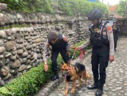 Pastikan Keamanan Jelang Peringatan Kenaikan Isa Almasih, Polres Kediri Kota Sterilisasi di Gereja