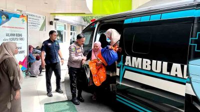 Kapolres gresik bantu bayi sakit, bukti nyata polri hadir untuk masyarakat