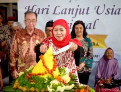Peringati HLUN 2025, Gubernur Khofifah Tegaskan Perlindungan dan Kesejahteraan Lansia