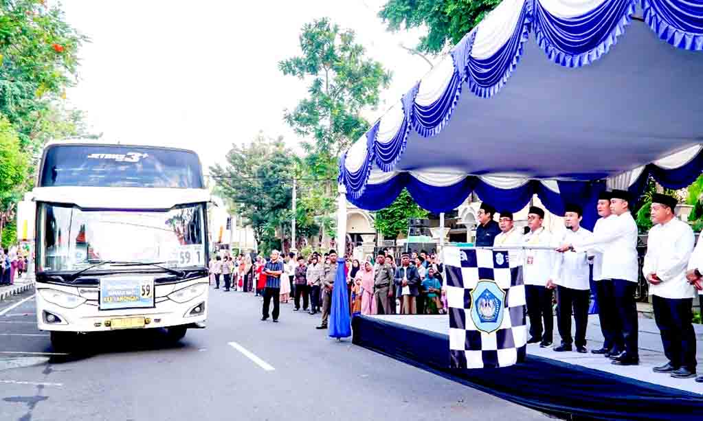 Rombongan jamaah haji asal lamongan resmi diberangkatkan
