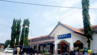 Stasiun babat
