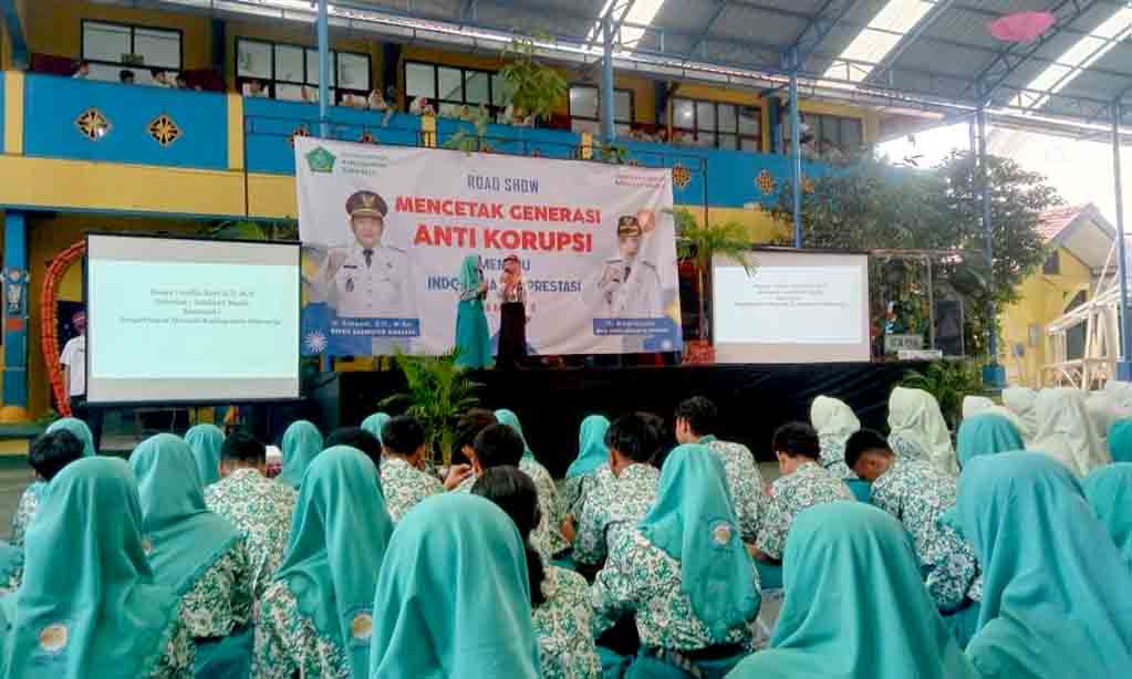 Tanamkan nilai nilai anti korupsi sejak dini