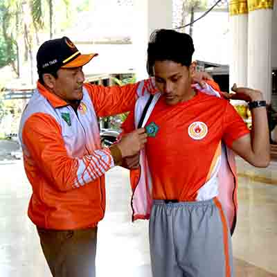 Atlet porprov jatim ix dilepas bupati dan didoakan kyai 4