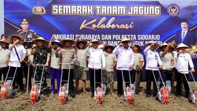 Bupati sidoarjo apresiasi sinergi imigrasi dan polresta