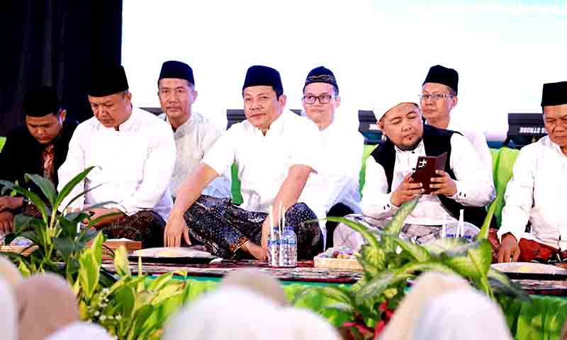 Bupati subandi dorong generasi muda sidoarjo jadi pilar intelektual spiritual bangsa