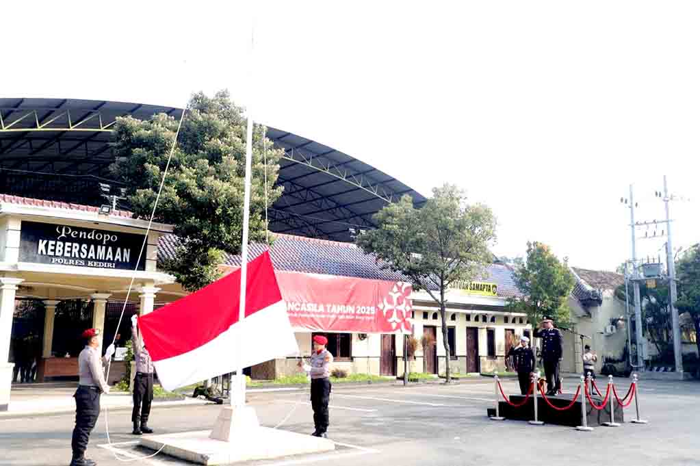 Gelar upacara hari lahir pancasila, polres kediri teguhkan komitmen kebangsaan