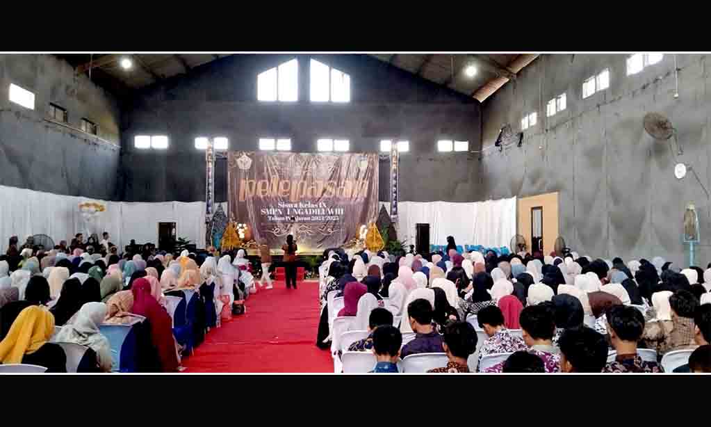 Harapan baru untuk masa depan, smp negeri 1 ngadiluwih gelar pelepasan siswa kelas ix