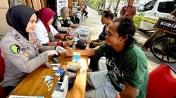Hari Bhayangkara ke -79, Biddokkes Polda Jatim Gelar Layanan Kesehatan Gratis untuk Driver Ojol