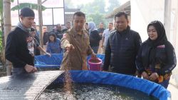 Dukung Ketahanan Pangan, Kapolres Kediri Kota Panen Lele