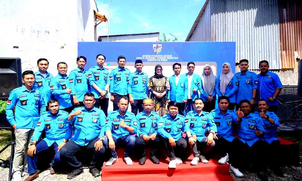 Knpi gowa resmikan sekretariat baru