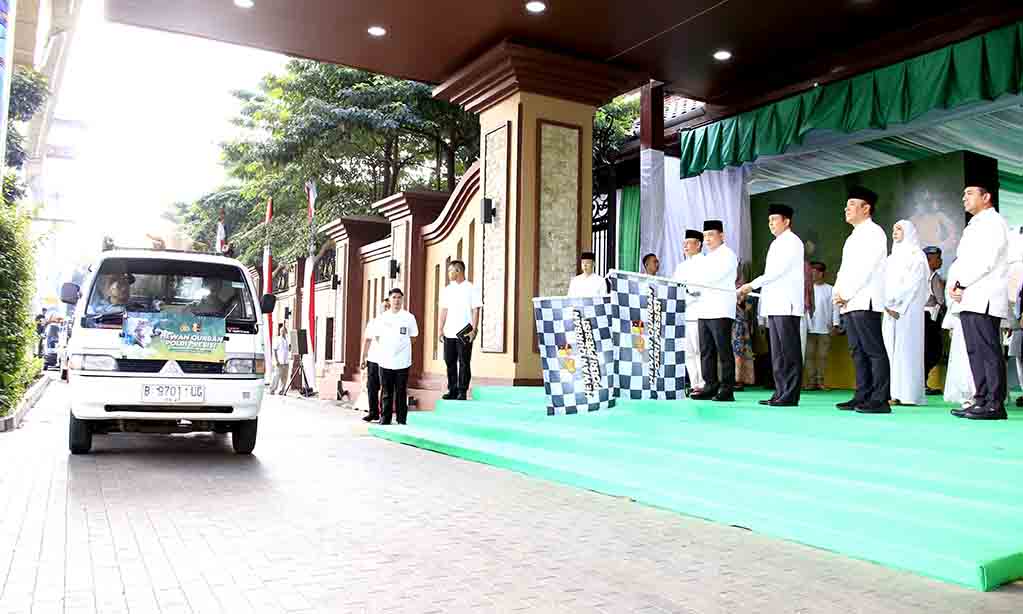 Kapolri serahkan 9.648 hewan kurban