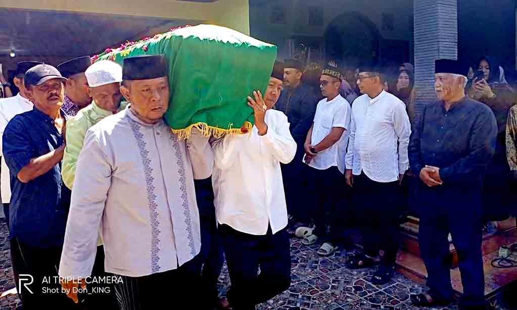 Mobil tabrak truk tronton, wakil ketua dprd ngawi meninggal
