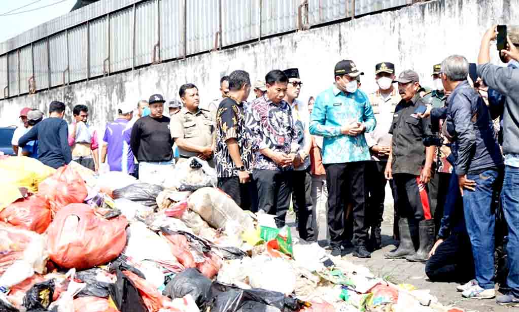 Pemkab sidoarjo gerak cepat tangani tps3r ngampelsari usai keluhan warga