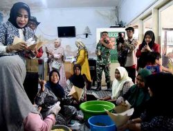 Dapur Umum Mandiri Desa Ngaban Jadi Simbol Solidaritas Warga Hadapi Banjir, Pemkab Sidoarjo Berikan Dukungan Penuh