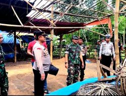 Personel Gabungan Polres Pasuruan Bongkar Arena Sabung Ayam di Purwodadi