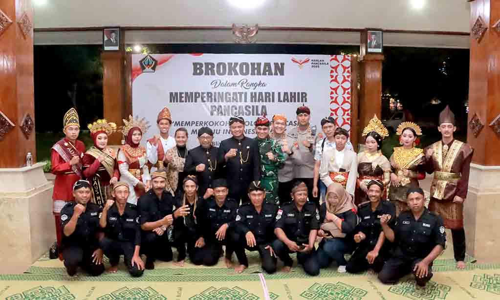 Sinergitas tni polri dan forkopimda blitar gelar brokohan