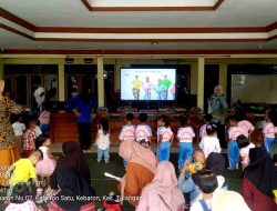 Pemdes Kebaron Perkuat Kesehatan dan Pendidikan Anak Lewat Taman Posyandu Kelas Balita & PAUD