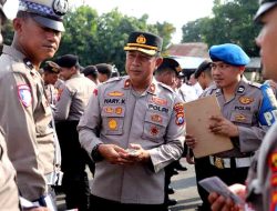 Tingkatkan Disiplin Internal, Wakapolres Kediri Lakukan Pemeriksaan Gaktibplin
