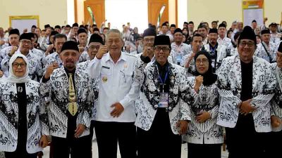 Wabup tuban resmi buka konferensi xxiii pgri, tegaskan komitmen pemkab pada pendidikan